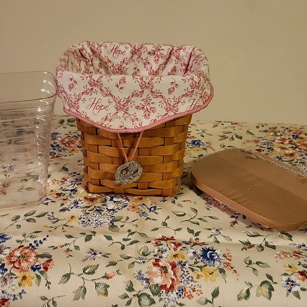 Longaberger 2004 Horizon of Hope Basket